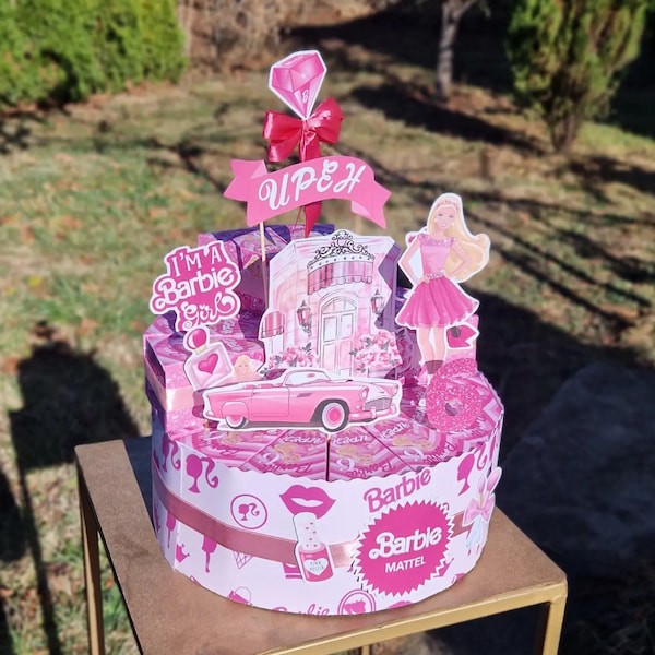 Картонена торта за детски рожден ден на тема Барби